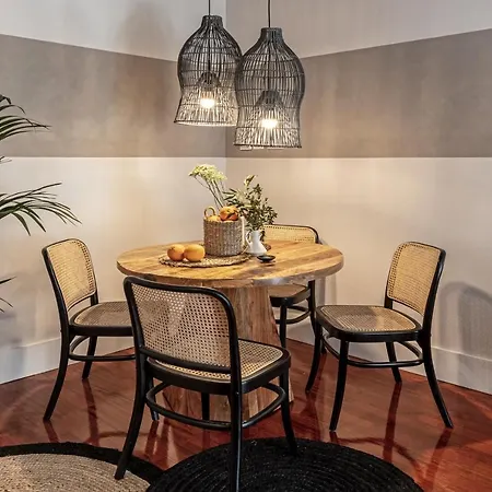 Azreg - 2 Bedroom In Almagro Madrid