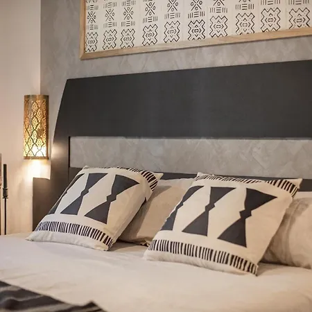Azreg - 2 Bedroom In Almagro *