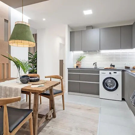 Havu- 2 Bedroom In Trafalgar Apartment