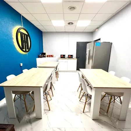 Hostal Thirty One *