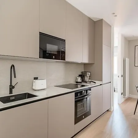 Modern Centro Ii Renovated 2br 2bh *