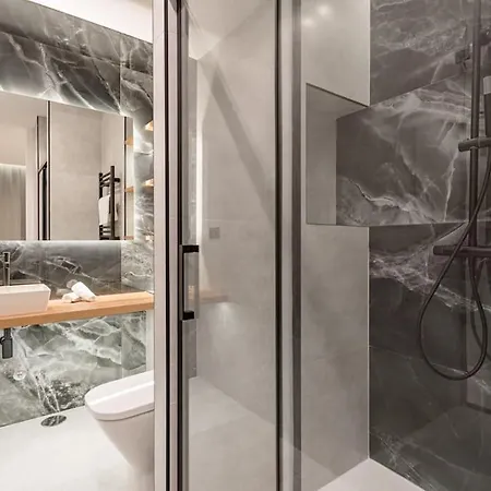 Appartement Modern Centro Ii Renovated 2br 2bh *