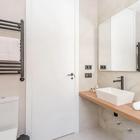 Modern Centro Ii Renovated 2br 2bh Apartment *