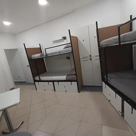 Parsa Albergue