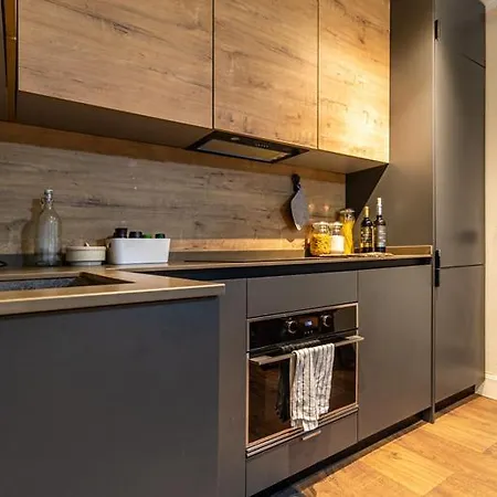 Realbites Apartment *