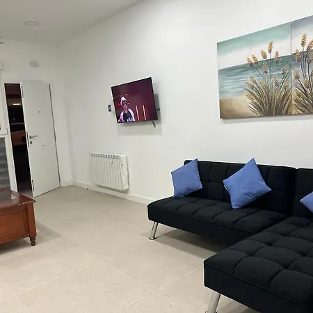 Aparment La Elipa * Madrid