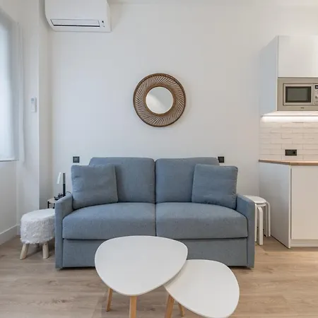 Jes A Nuevos Ministerios Apartment Madrid