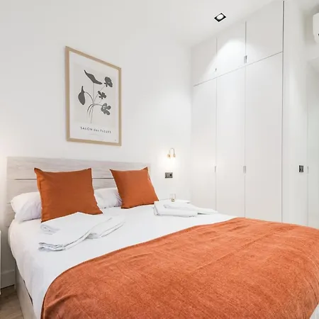 Apartment Jes B Close To Bernabeu Stadium