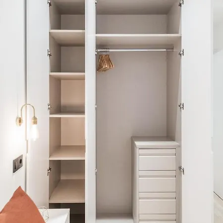 Jes B Close To Bernabeu Stadium Apartment