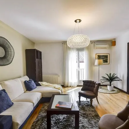 Big Stylish And Modern In Centre