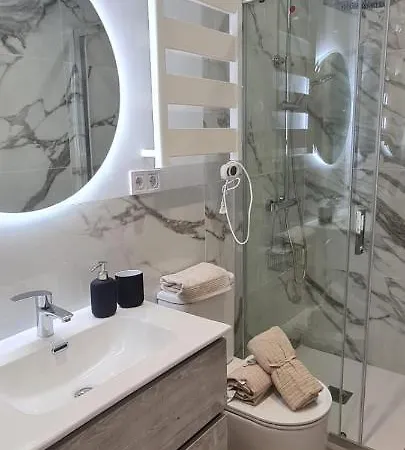 Apartment B Suits Recien Reformada General Ricardos Madrid