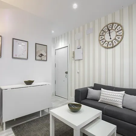 Charming Plaza Del Dos De Mayo Apartment Madrid