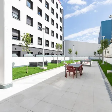 Micampus Xaudaro Student Apartment Madrid