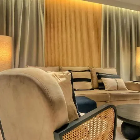 Precioso Apartamento Nuevo En Calle Ferraz *