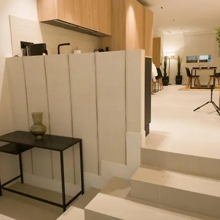 Precioso Apartamento Nuevo En Calle Ferraz *