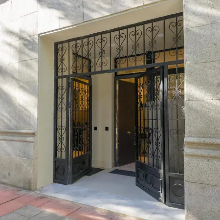 Precioso Apartamento Nuevo En Calle Ferraz Madrid
