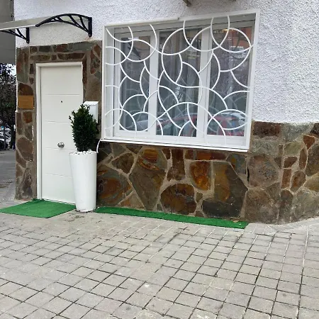 Turistico Vistillas Rio Мадрид