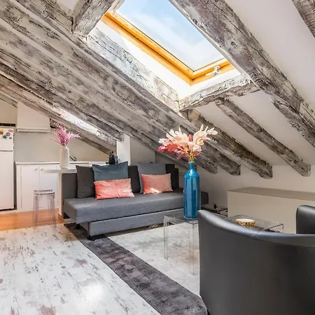 Estudio Centro Gran Via Apartment
