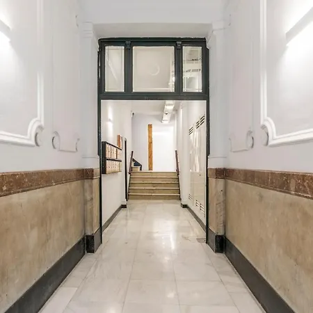 Estudio Centro Gran Via Apartment *