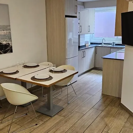 Luminoso 6 Personas Pueblo Nuevo Apartment Madrid