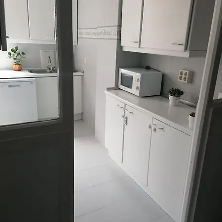 Piso Con Buena Energia * Madrid