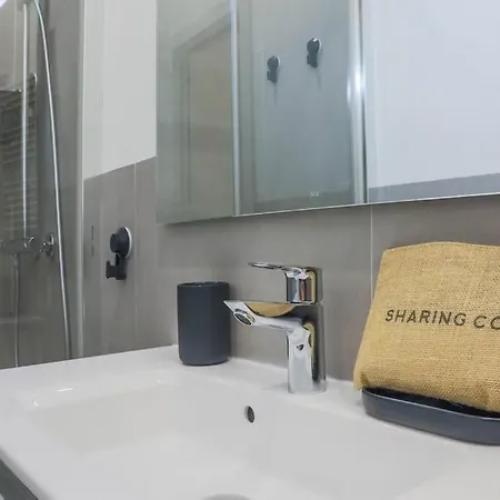 Apartment Malasana By Sharingco Madrid