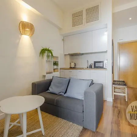 New Apt De 1hab 4 Pax En La Plaza De Chueca Madrid