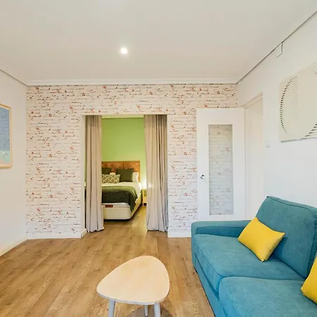 Homelike Lavapies 2 Bedroom * Madrid