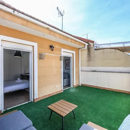 Atico Reformado Con Terraza En Lavapies Apartment Madrid