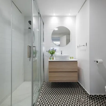 1 Bedroom 1 Bathroom Furnished - Justicia - Refurbished - Minty Apartamento