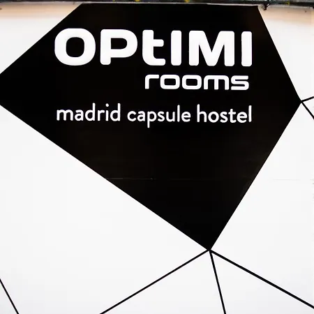 Capsule hotel Optimi
