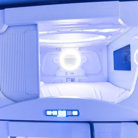 Capsule hotel Optimi Madrid