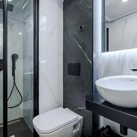 Feelathome Ventas Apartahotel *