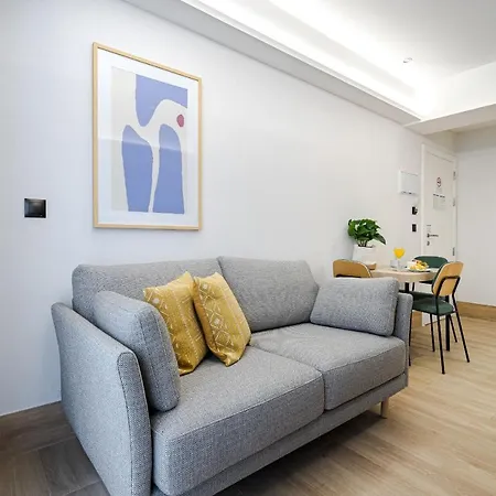 Feelathome Ventas Apartahotel *