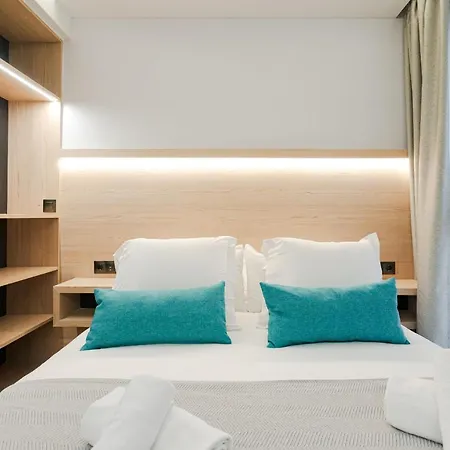 Apartahotel Feelathome Ventas