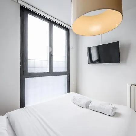 Apartamento Reformado En Tirso De Molina Apartment *