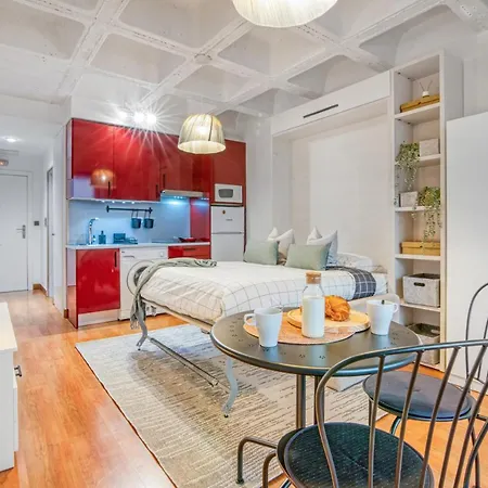 Cozy Penthouse, 20 Min To Downtown, Alcala Norte Apartment *