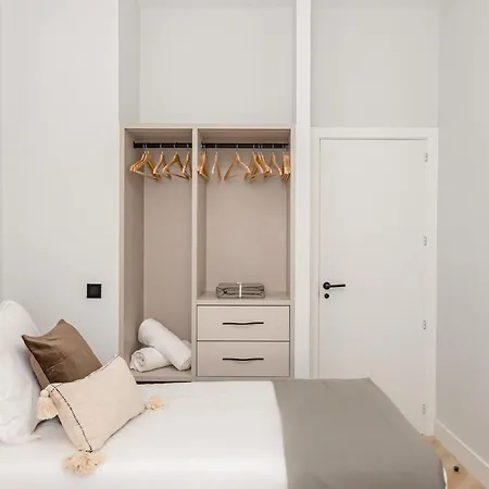 Malasana Vii Calle San Mateo 3br 3bh Appartamento Madrid