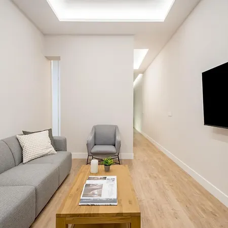 Apartment Lalatina Iv Calle Conde De Romanones 4br 4bh Madrid
