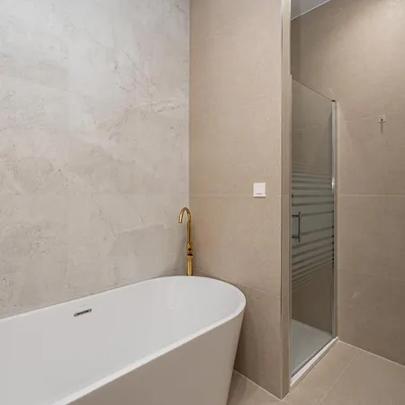 Lalatina Iv Calle Conde De Romanones 4br 4bh Apartment Madrid
