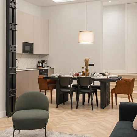 Malasana Vii Calle San Mateo 3br 3bh Appartamento Madrid