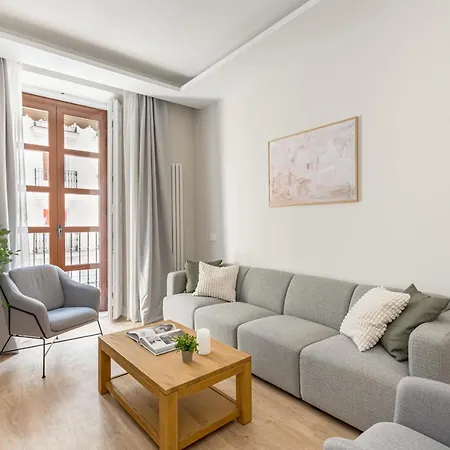 Apartment Lalatina Iv Calle Conde De Romanones 4br 4bh