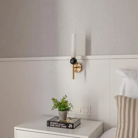 Lalatina Iv Calle Conde De Romanones 4br 4bh
