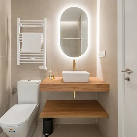 Lalatina Iv Calle Conde De Romanones 4br 4bh * Madrid
