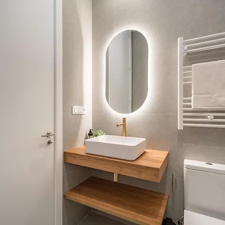 Lalatina Iv Calle Conde De Romanones 4br 4bh Apartment *
