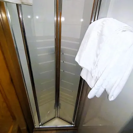 Apartamento Puerta Del Sol - 6 *