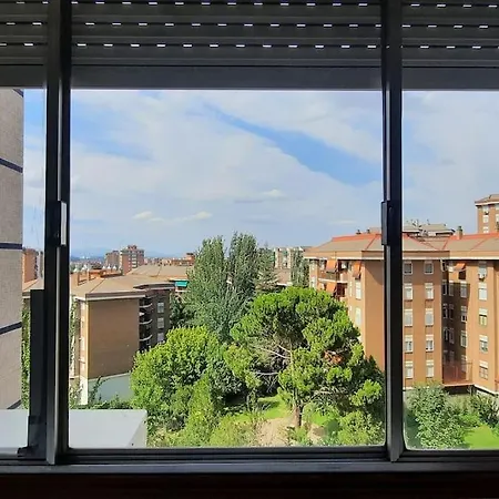 Piso Amplio, Iluminado Y Muy Bien Comunicado Apartment Madrid