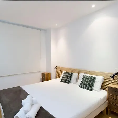 Beautiful Flat A Stone's Throw From The Retiro-vill * Madrid