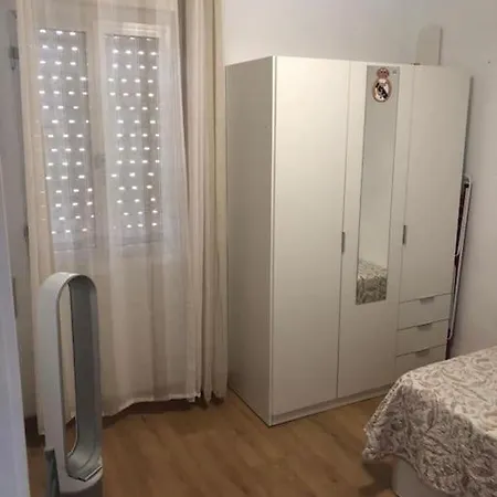 “apartamento Moderno Y Acogedor * Madrid