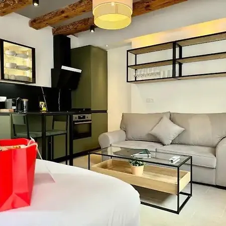 Urban Haven Retreat *
